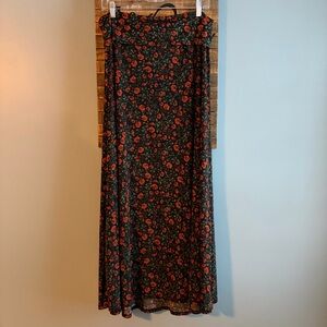 LuLaRoe Black Foldover Maxi Skirt with Red Floral Rose Design Size L